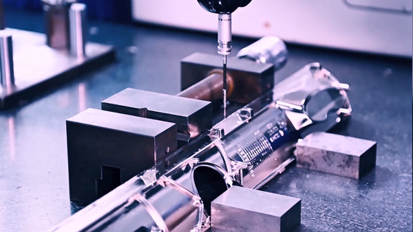 鎂壓(yā)鑄件鑄造過程中需要留意的細(xì)節有哪些? 鎂壓鑄件鑄造過程(chéng)中需要留意的細節有哪些?