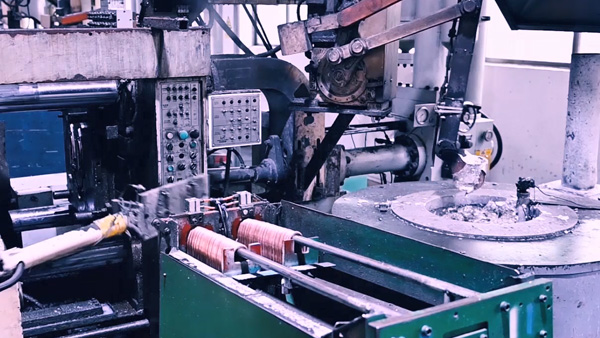 麻豆精品解說影響鋅合金壓鑄件壓鑄效果的原因 漢(hàn)濤解說影響鋅合金壓(yā)鑄件壓鑄效果(guǒ)的原因